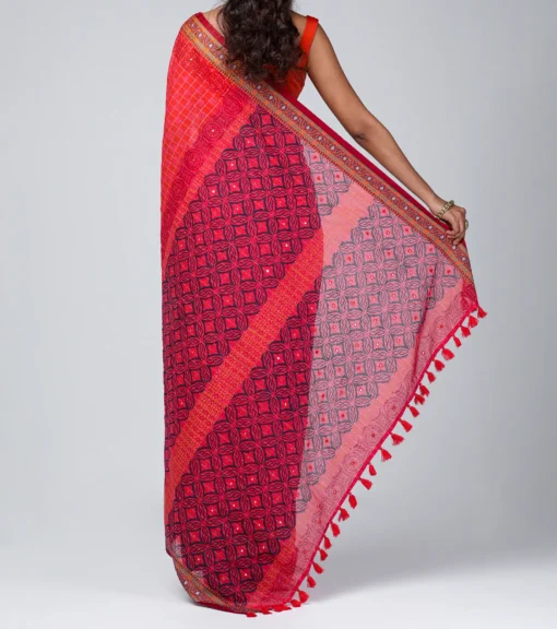 Check and Printed Cotton Saree - Image 2
